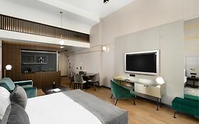 Emerald Downtown Luxury Suites By Continental Group